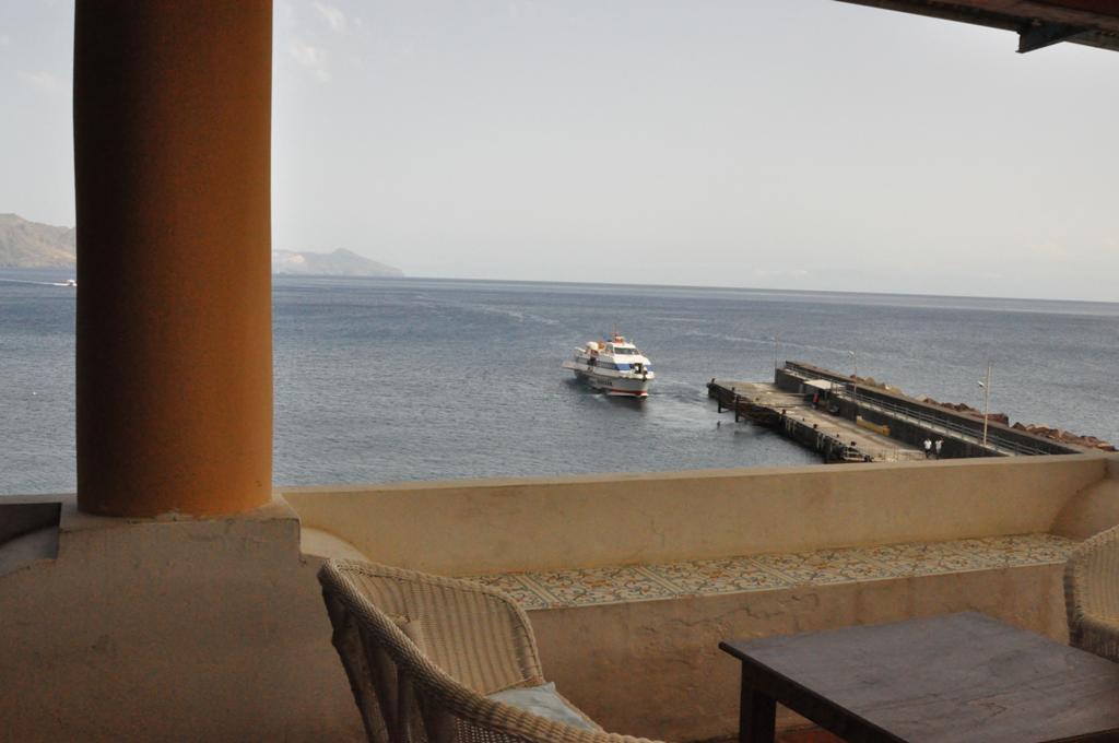 Albergo Seaside Leni Extérieur photo
