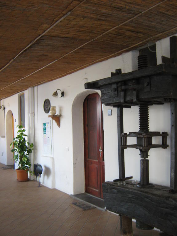 Albergo Seaside Leni Extérieur photo